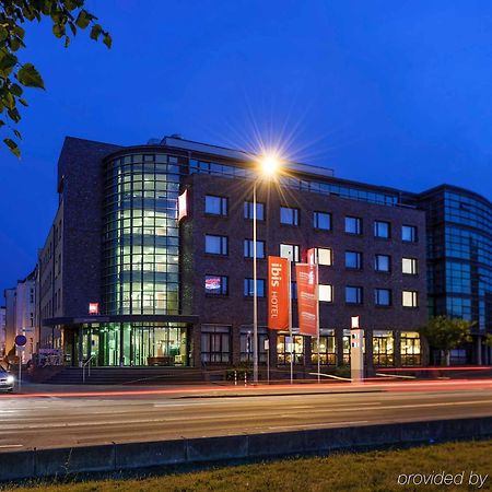 Ibis Rostock Am Stadthafen מראה חיצוני תמונה