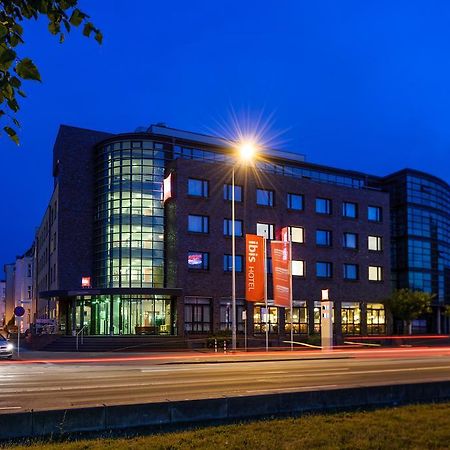 Ibis Rostock Am Stadthafen מראה חיצוני תמונה