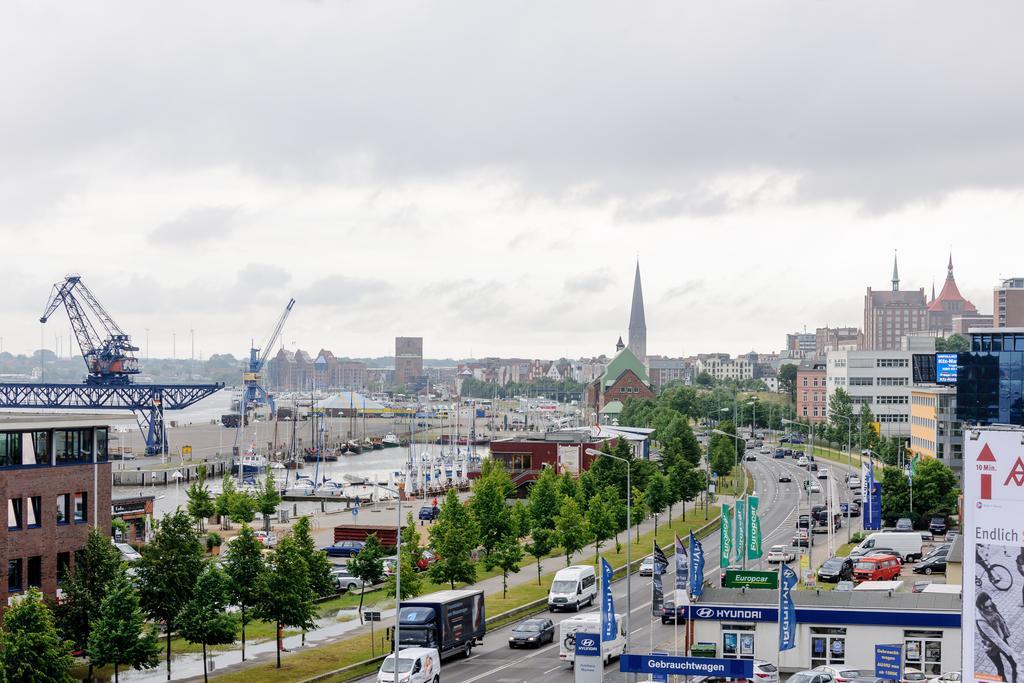 Ibis Rostock Am Stadthafen מראה חיצוני תמונה