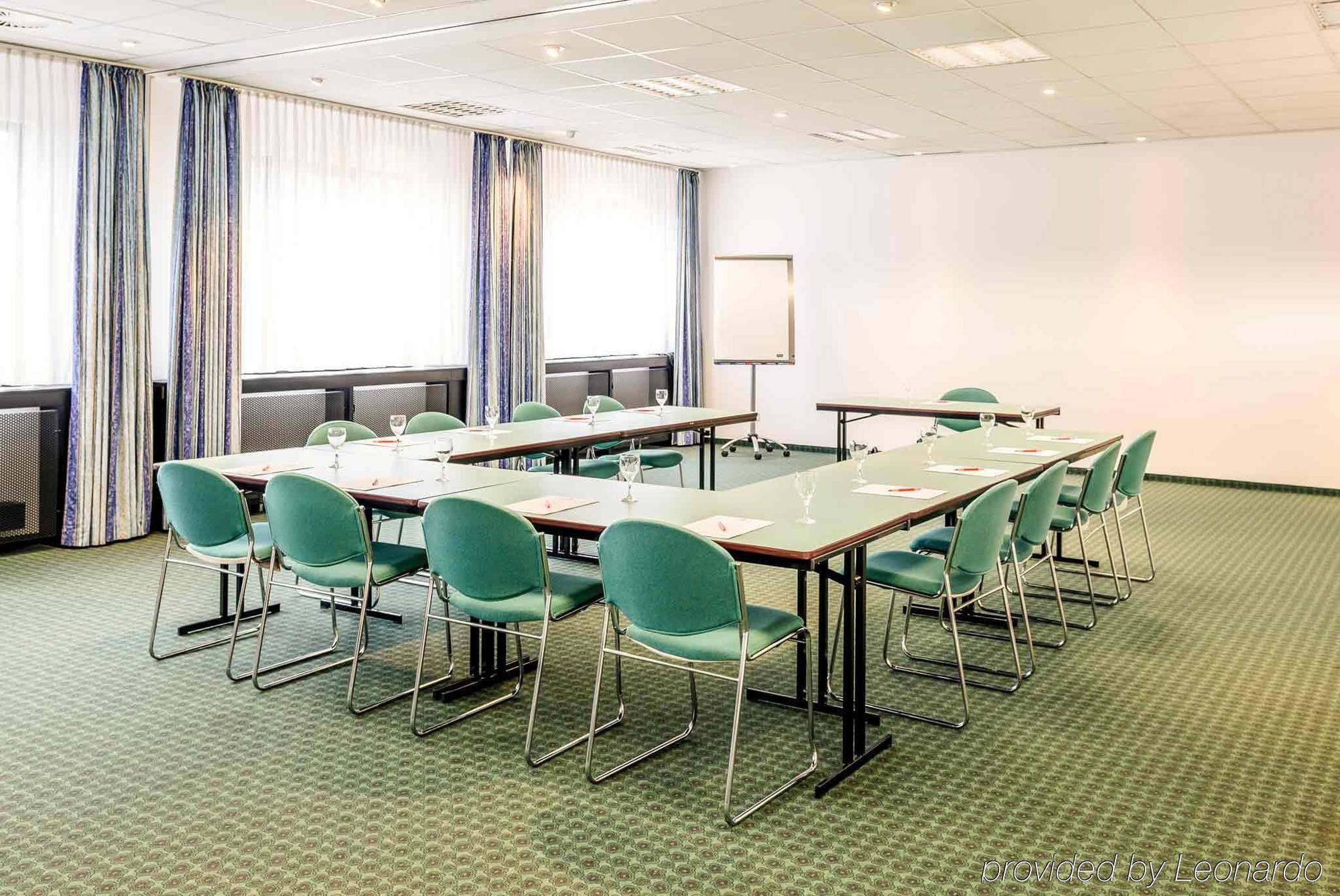 Ibis Rostock Am Stadthafen מראה חיצוני תמונה
